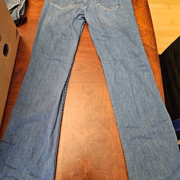 Womens size 2 petite - Picture 2 of 3